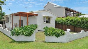 Queensland experts reveal the tops spots to buy in 2018