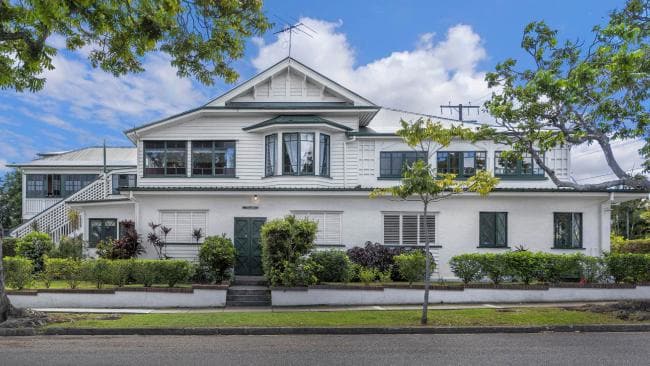 Easter windfall: Brisbane couple sells home for 30pc more than they paid just over a year ago