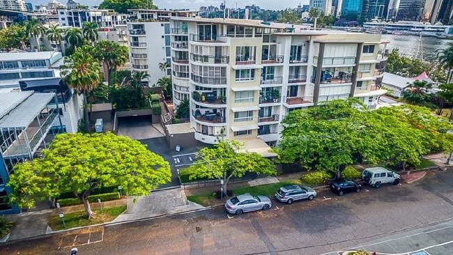 Luxury sky homes sell for big bucks in Brisbane despite apartment oversupply fears