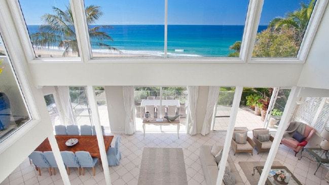 Luxury Noosa home fetches $8m buyers rush to cash in