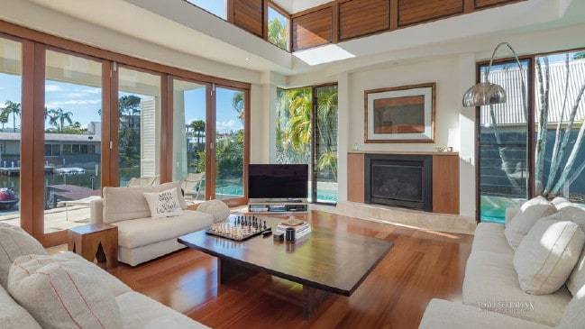 Luxury Noosa home fetches $8m buyers to cash in