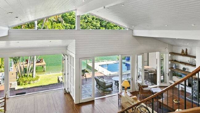 Hot property Dated dress circle Noosa home sells at auction 4