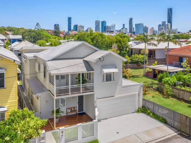 Brisbane auctions Timber and tin Queenslanders luring buyers post-election 2