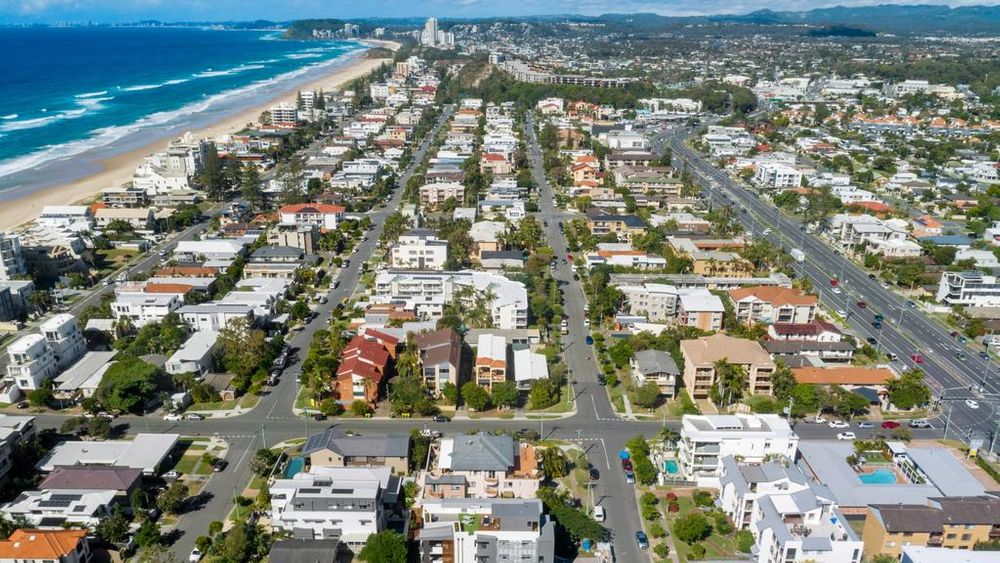 Gold Coast hot spots for luxury homes this spring 1