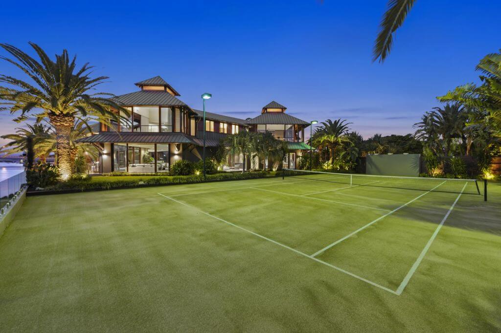 Gold Coast mega-mansion with private beach sells for $11.75 million (4)