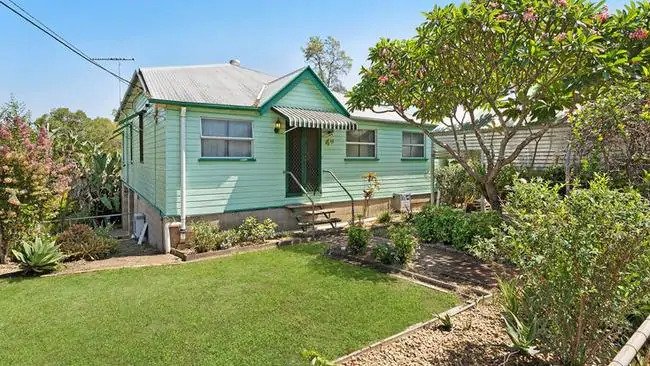 Brisbane’s fixer-upper suburbs Where to buy a renovator’s delight (5)