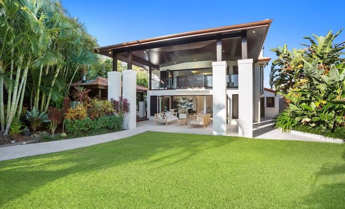 Broadbeach Waters waterfront trophy home sold for $5.7 million (1)