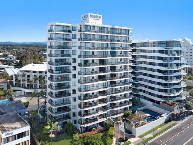 Auction buyer sets apartment record in Seaview Mooloolaba