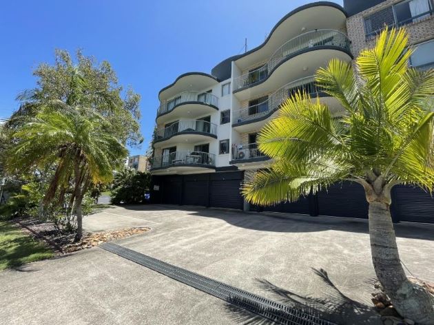 CENTRAL KINGS BEACH LIVING- Two bedroom unit for rent