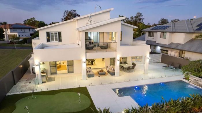 Gold Coast house complete with a putting green and 10m pool