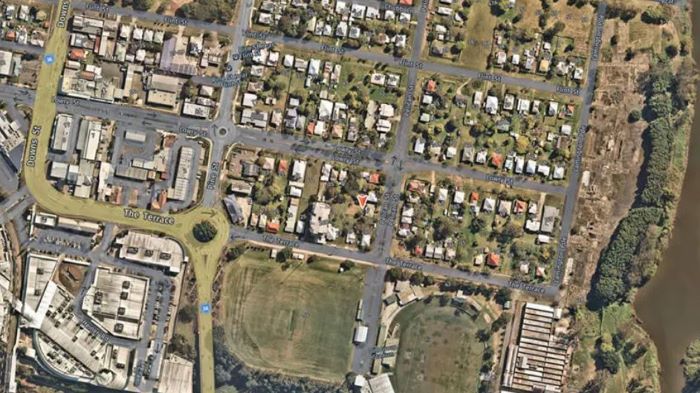The proposal includes the removal of eight buildings and would use 10 existing land parcels with an amalgamated site area of 6500 square metres.